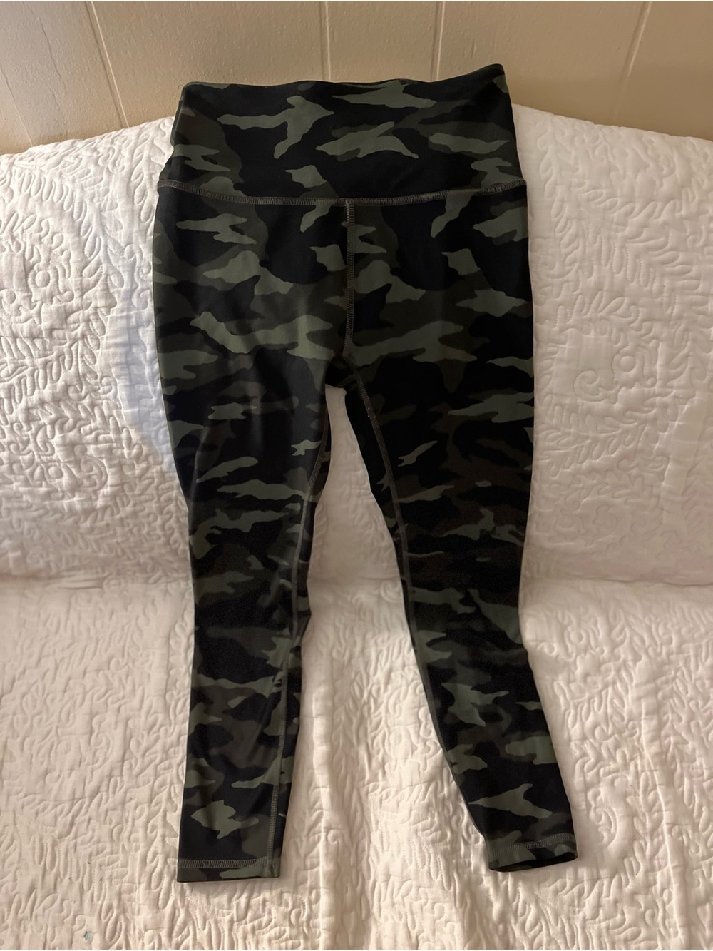 Camo High-Waist Leggings - Olive/Black